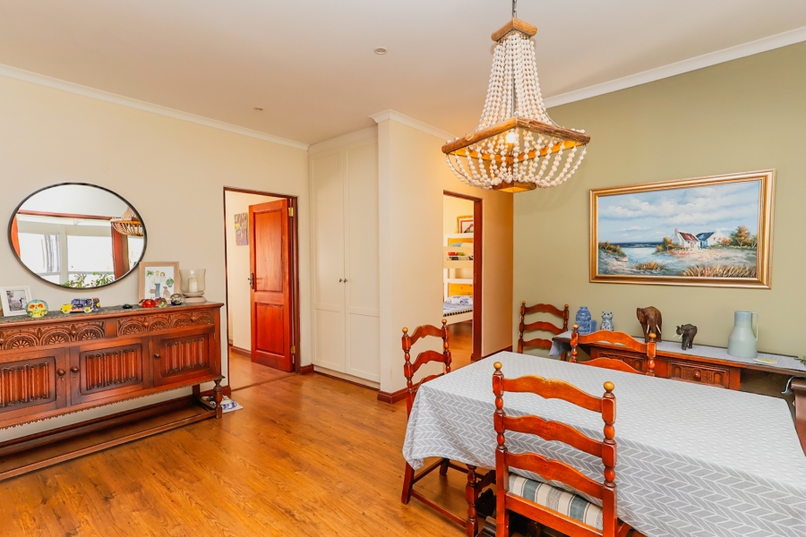 4 Bedroom Property for Sale in The Coves North West